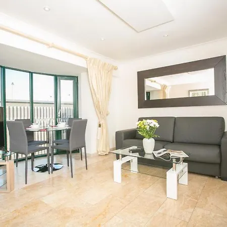Apartment Saint Patrick's District *
