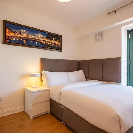 Saint Patrick's District Apartament