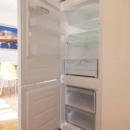 Saint Patrick's District Apartman *