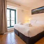 Saint Patrick's District Apartmán *